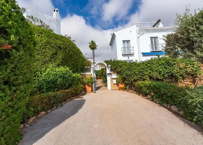 Jardines De Nyaraló Nerja