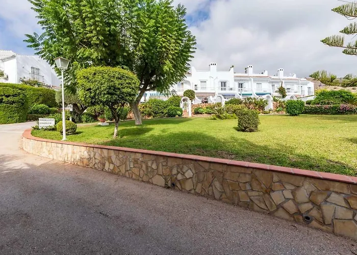 Jardines De Nyaraló Nerja